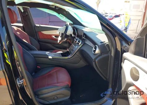 2022 Mercedes-Benz Glc 300 Suv from USA, damaged, VIN W1N0G8DB8NG108881